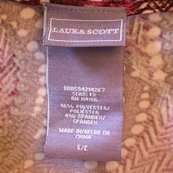 🌺NWT vintage pattern sleeveless blouse 🌺 - Picture 3 of 9